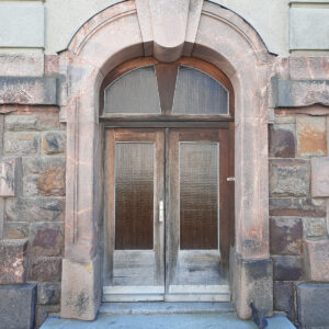 20200811_12083_Hauseingang